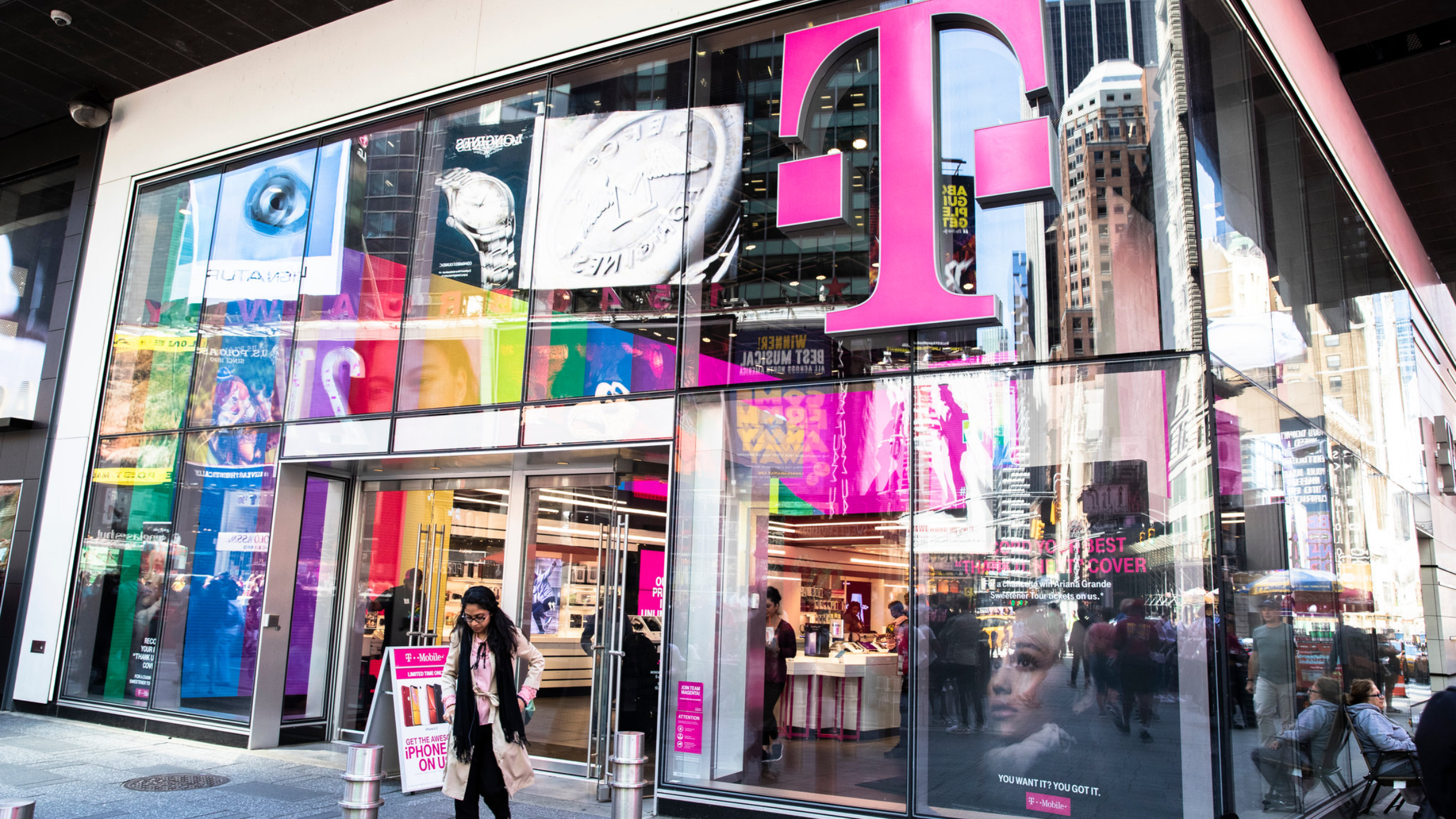 alt El segundo operador de telecomunicaciones de EE. UU. reduce su fuerza laboral en un 7%(1)