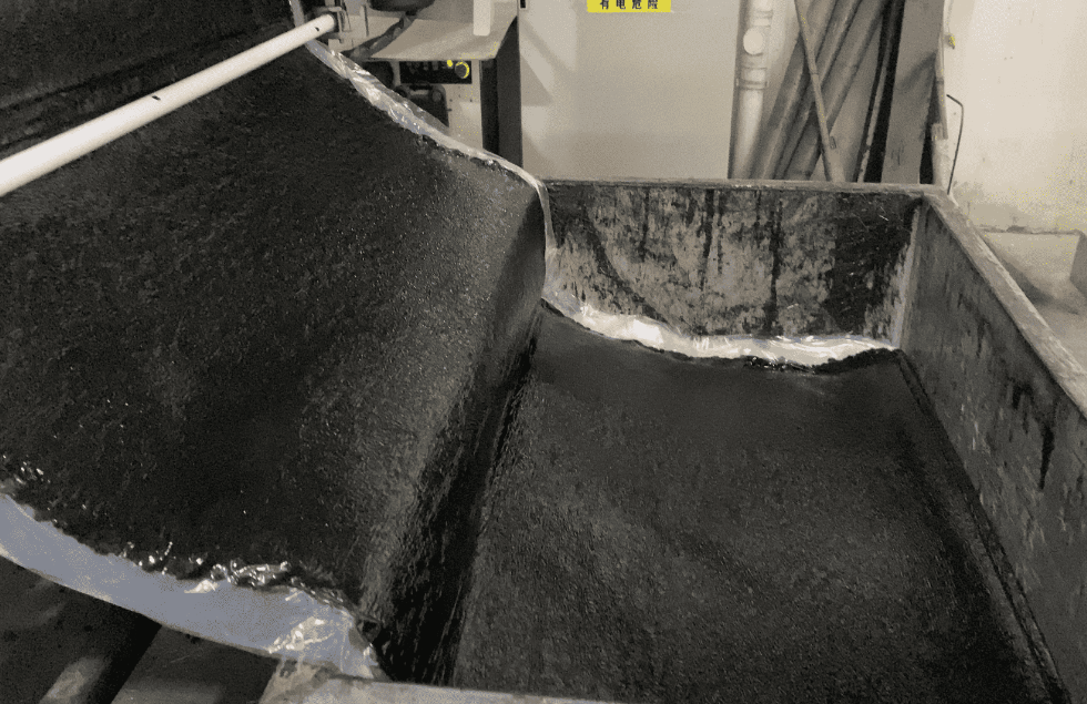 Ventajas de la c&aacute;mara de acceso a cables de material SMC(2)