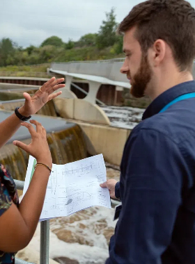 compañía de ingeniería de telecomunicaciones alt