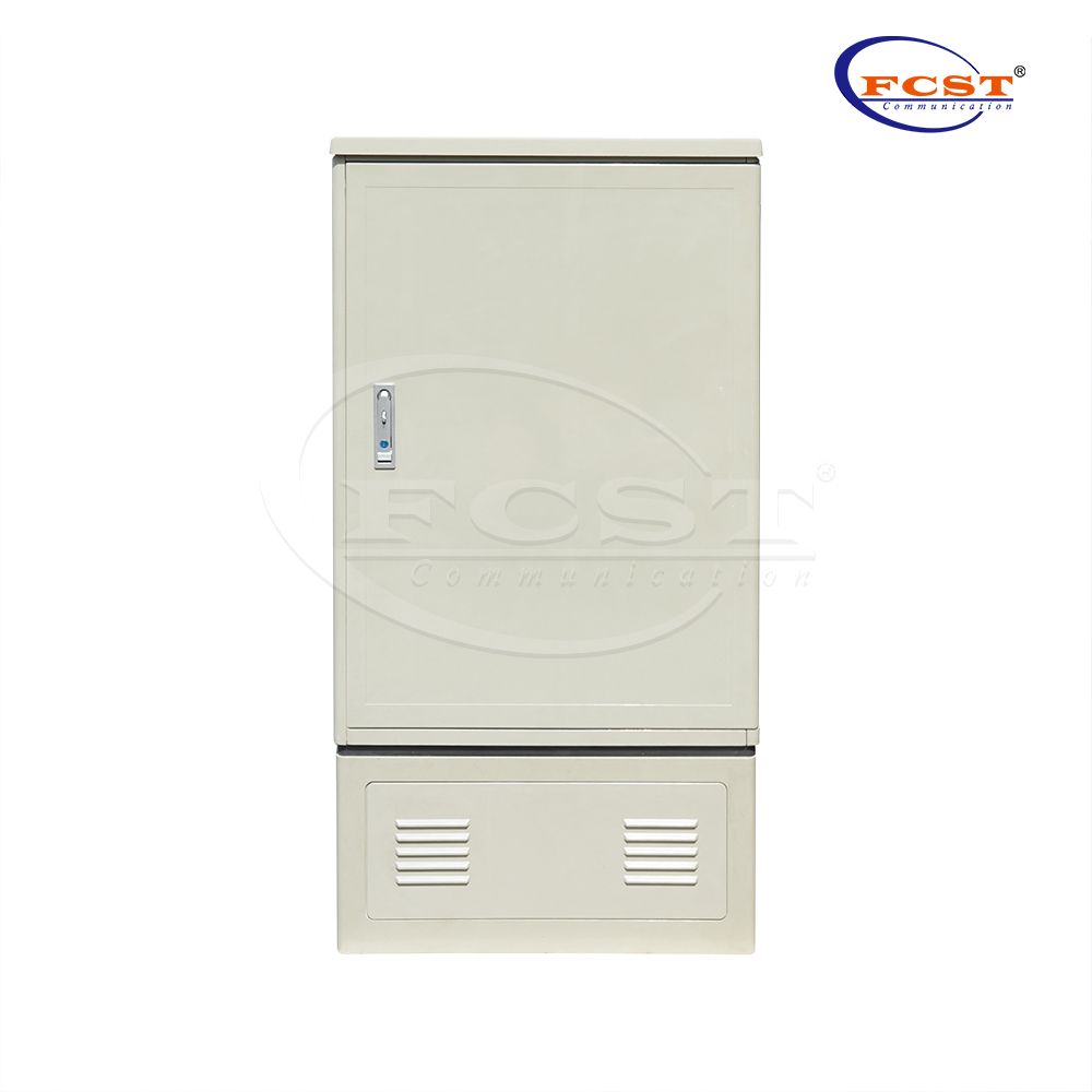 Gabinete de distribución de fibra óptica FCST03502 Gabinete ODN para exteriores de alta capacidad para redes troncales y de distribución FTTH