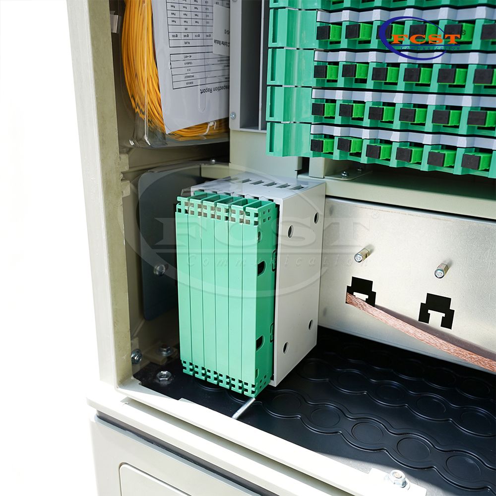 Gabinete de distribución de fibra óptica para exteriores FCST03501 144 núcleos