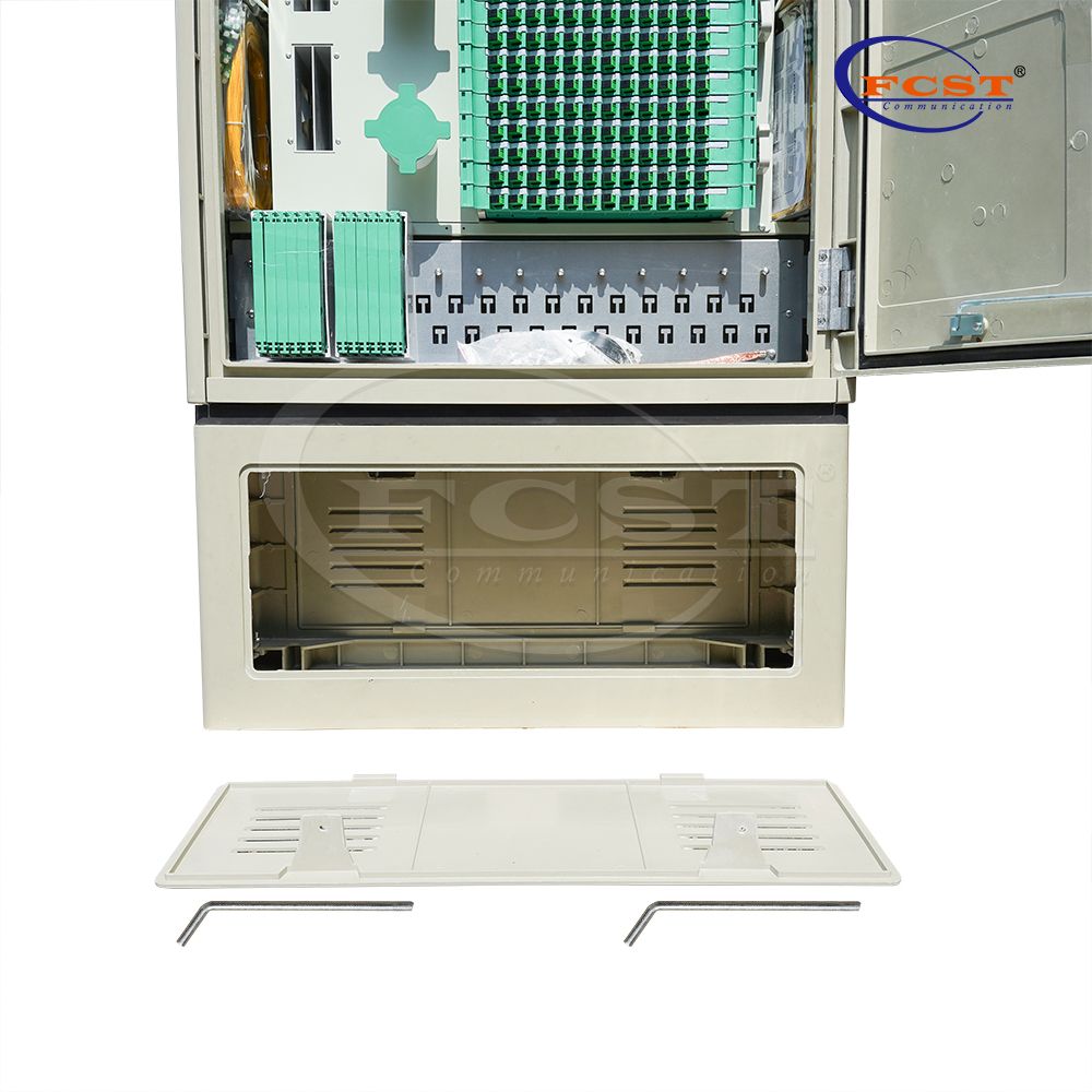Gabinete de distribución de fibra óptica FCST03502 Gabinete ODN para exteriores de alta capacidad para redes troncales y de distribución FTTH